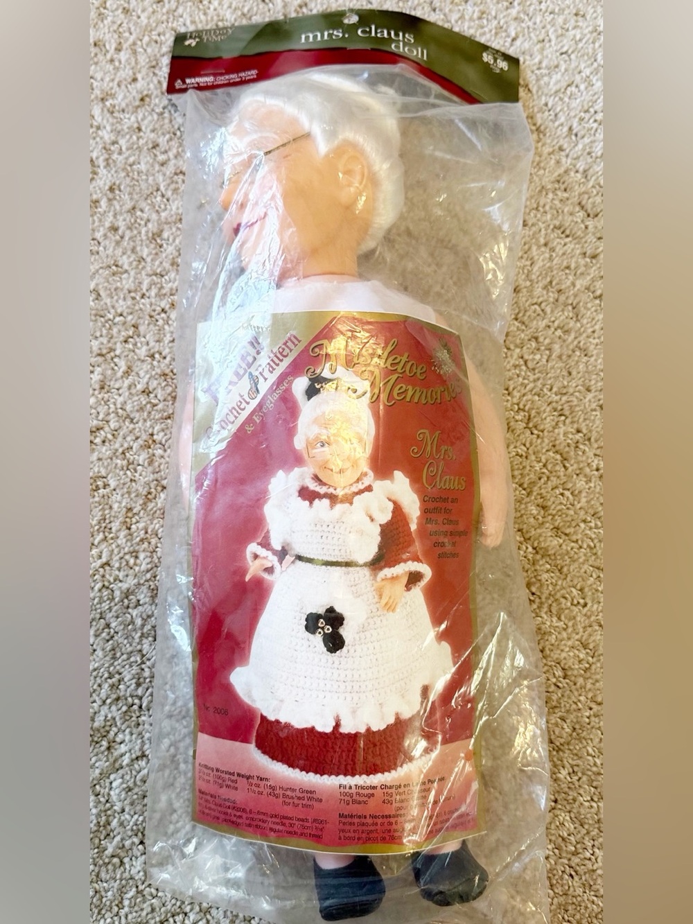 Holiday Time 14” Mrs Claus Mistletoe Memories Decorative Doll #9583 Crochet